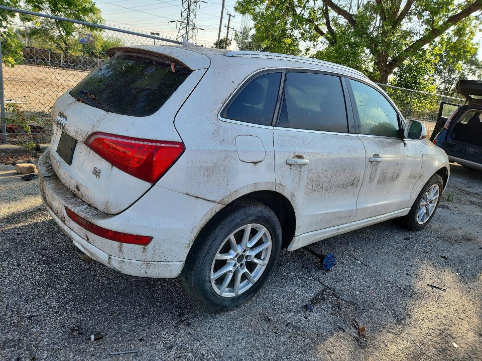 67748586 :رقم المزاد ، WA1LKAFP6AA108307 vin ، 2010 Audi Q5 مزاد بيع