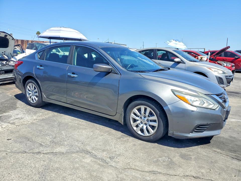 2016 Nissan Altima მანქანა იყიდება აუქციონზე, vin: 1N4AL3AP7GC163204, აუქციონის ნომერი: 70002086