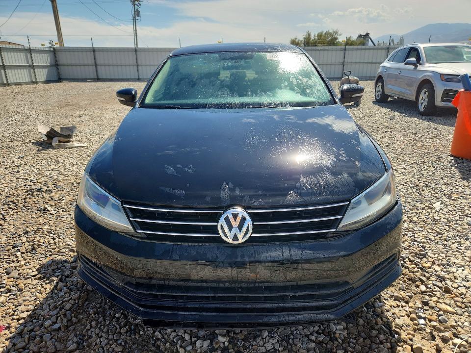 69373726 :رقم المزاد ، 3VWD17AJ9FM253190 vin ، 2015 Volkswagen Jetta مزاد بيع
