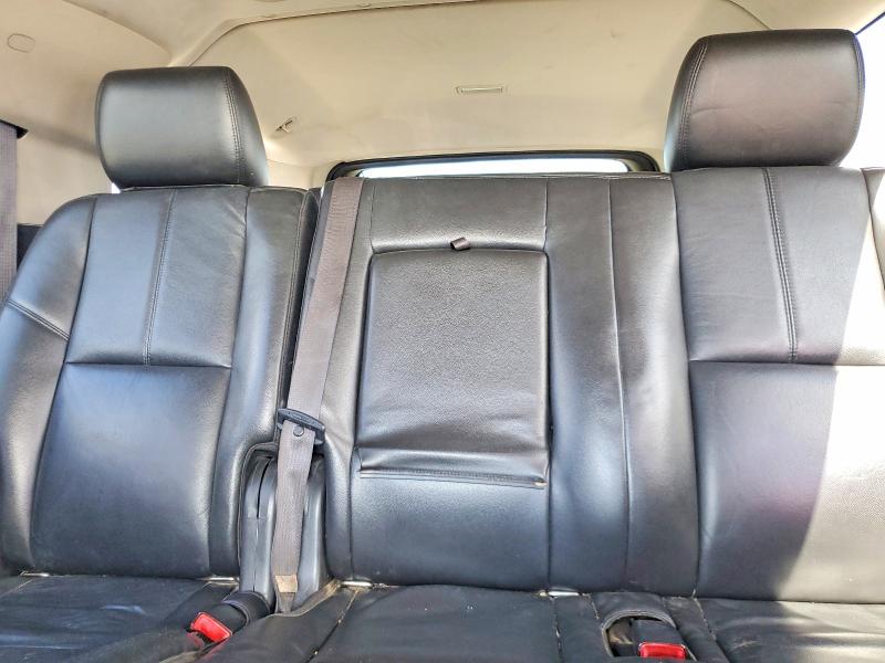 Продажа на аукционе авто 2011 Chevrolet Suburban, vin: 1GNSCJE03BR371612, номер лота: 70700676