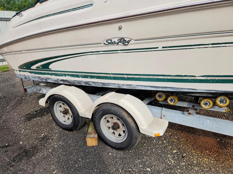Auction sale of the 1999 Sea Ray Unknown, vin: SERV1237F899             , lot number: 67388386