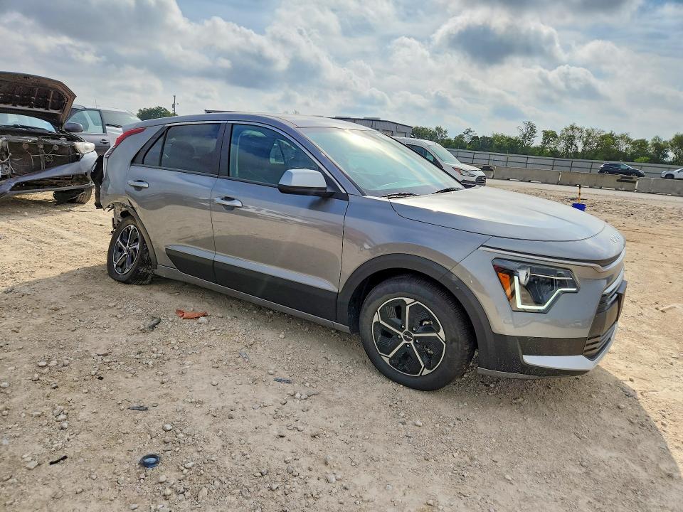 2026 Kia Niro მანქანა იყიდება აუქციონზე, vin: KNDCP3LE3T5361361, აუქციონის ნომერი: 70564616