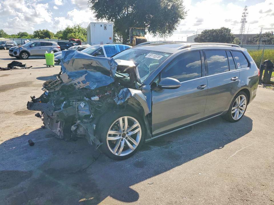 69115376 :رقم المزاد ، 3VWC17AU0FM509724 vin ، 2015 Volkswagen Golf Sportwagen مزاد بيع