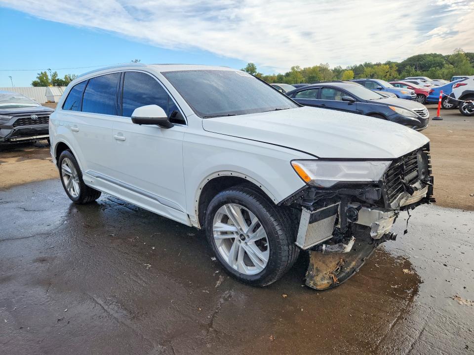 68243436 :رقم المزاد ، WA1LXBF74ND015216 vin ، 2022 Audi Q7 مزاد بيع