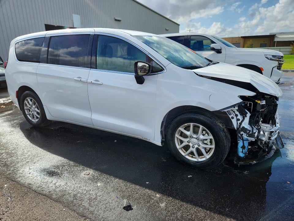 Продаж на аукціоні авто 2026 Chrysler Pacifica, vin: 2C4RC1BGXTR272158, номер лоту: 69316926