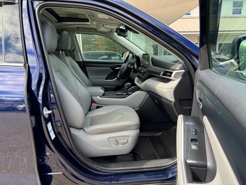 Продаж на аукціоні авто 2021 Toyota Highlander, vin: 5TDGZRBH6MS553797, номер лоту: 70494586