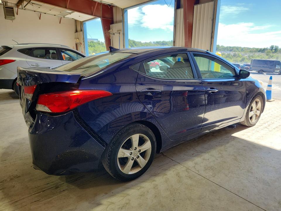 69933596 :رقم المزاد ، 5NPDH4AE9DH368181 vin ، 2013 Hyundai Elantra مزاد بيع