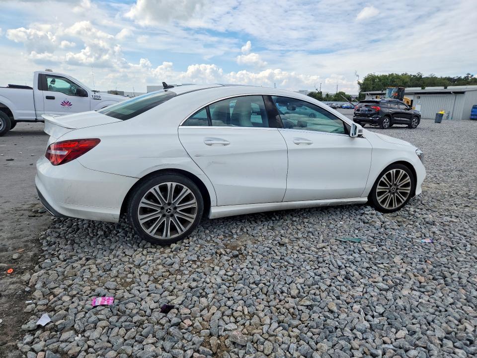71238406 :رقم المزاد ، WDDSJ4EB6JN692119 vin ، 2018 Mercedes-benz Cla مزاد بيع