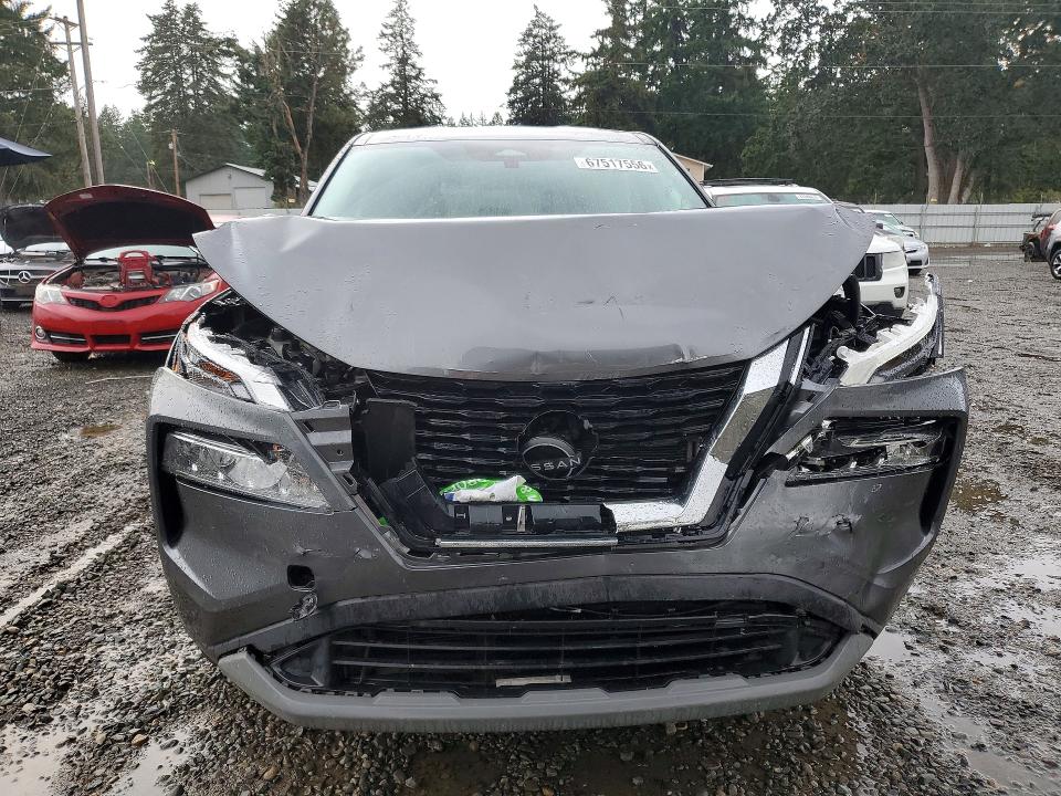 67517556 :رقم المزاد ، 5N1BT3BAXNC689554 vin ، 2022 Nissan Rogue مزاد بيع