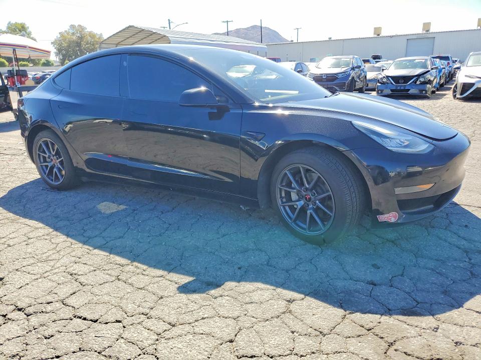 Продажа на аукционе авто 2021 Tesla Model 3, vin: 5YJ3E1EA7MF854397, номер лота: 67931516