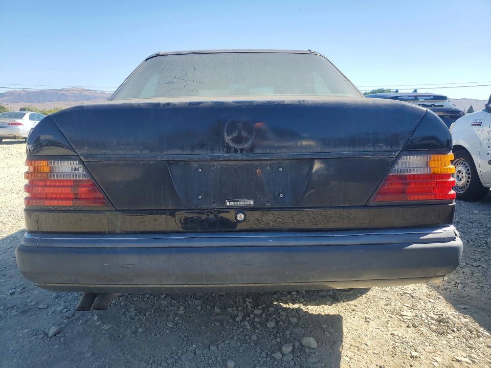 69196946 :رقم المزاد ، WDBEA26D4MB298375 vin ، 1991 Mercedes-benz 300 مزاد بيع