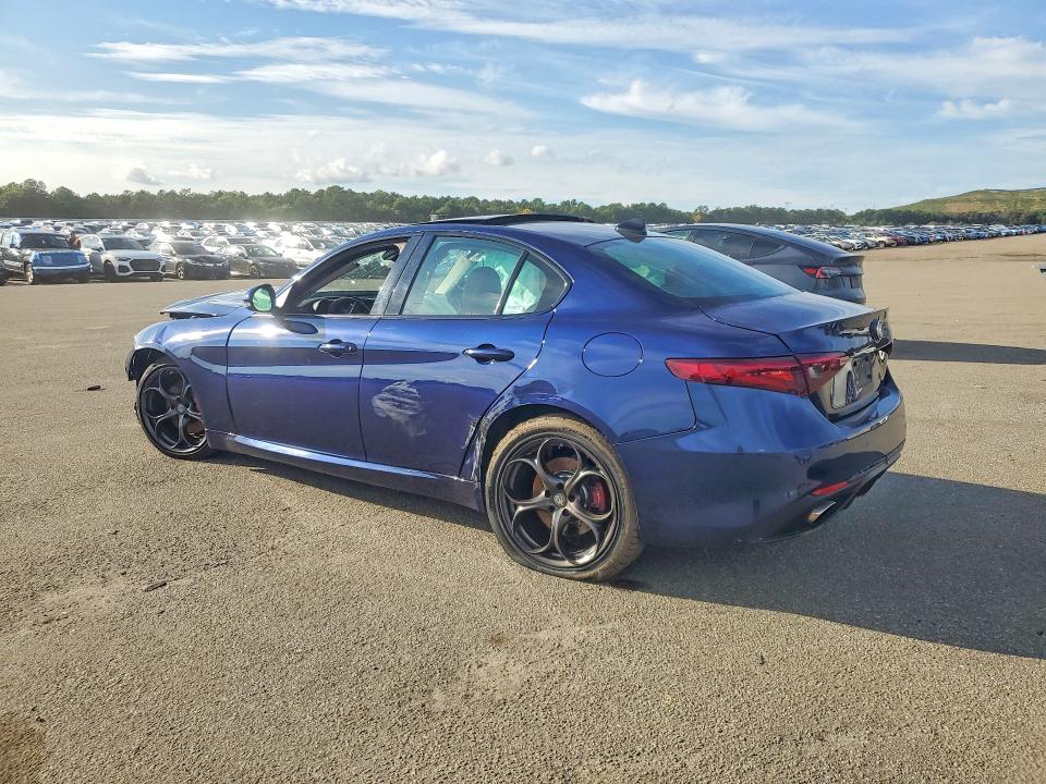 2017 Alfa Romeo Giulia მანქანა იყიდება აუქციონზე, vin: ZARFAEEN5H7548156, აუქციონის ნომერი: 70794696