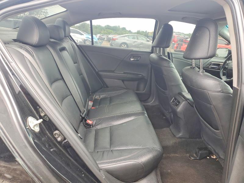 Продажа на аукционе авто 2017 Honda Accord, vin: 1HGCR3F81HA009802, номер лота: 67669786