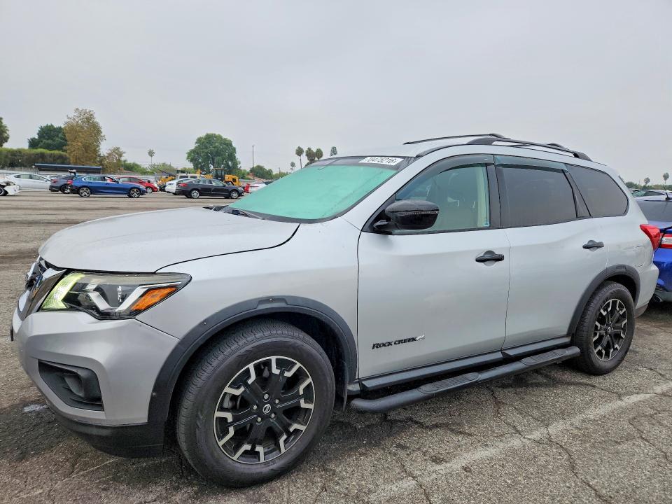 70475216 :رقم المزاد ، 5N1DR2MM6KC640498 vin ، 2019 Nissan Pathfinder مزاد بيع