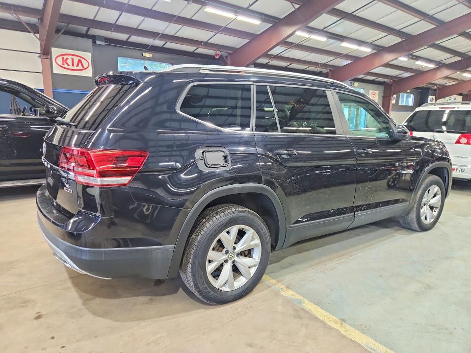 67852346 :رقم المزاد ، 1V2GR2CA1JC518248 vin ، 2018 Volkswagen Atlas مزاد بيع