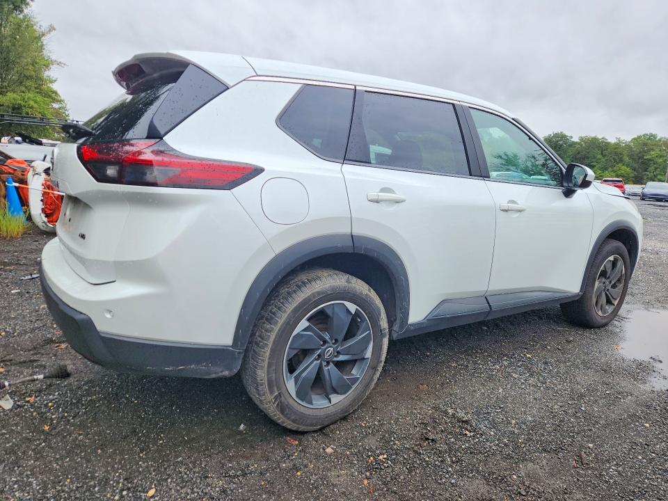69707296 :رقم المزاد ، 5N1BT3BB2SC798739 vin ، 2025 Nissan Rogue مزاد بيع