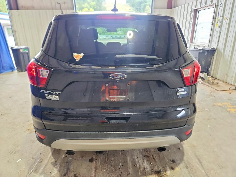 2019 Ford Escape მანქანა იყიდება აუქციონზე, vin: 1FMCU9GD5KUA39589, აუქციონის ნომერი: 68652496