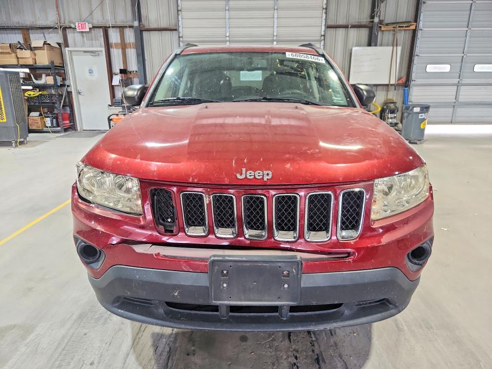 68058466 :رقم المزاد ، 1C4NJDBBXED647059 vin ، 2014 Jeep Compass مزاد بيع