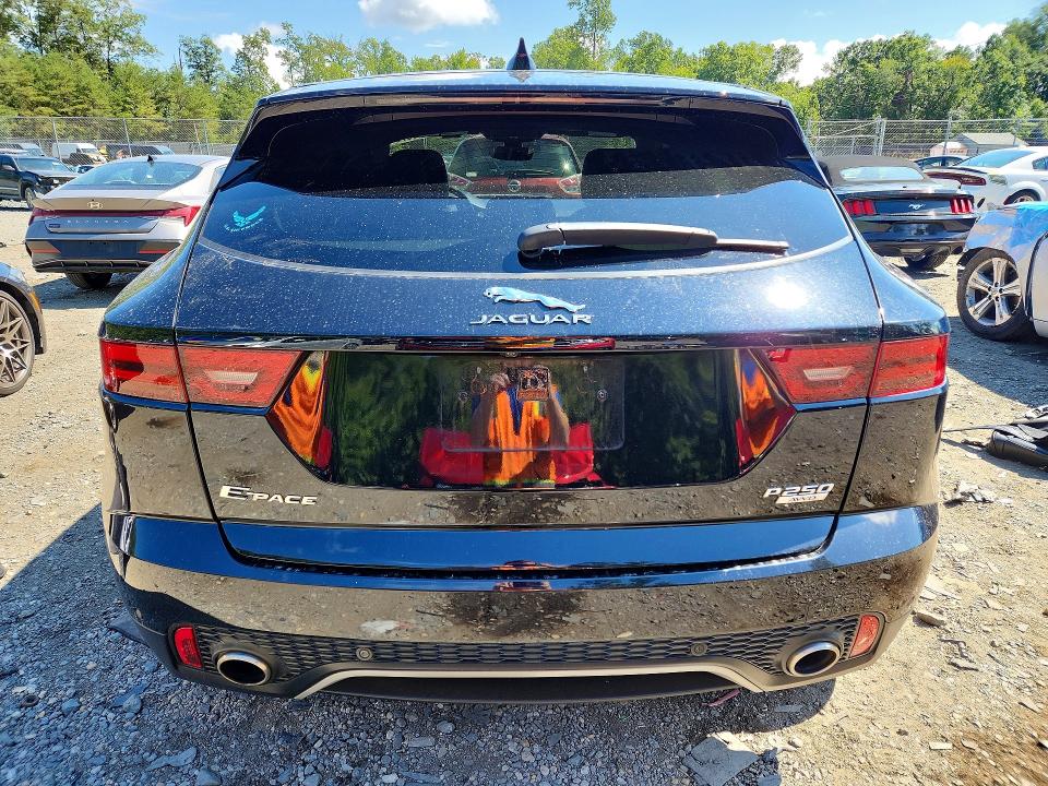 Продажа на аукционе авто 2018 Jaguar E-pace, vin: SADFP2FX4J1Z32854, номер лота: 68752576