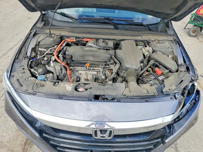 Продаж на аукціоні авто 2018 Honda Accord, vin: 1HGCV3F11JA006631, номер лоту: 71040706