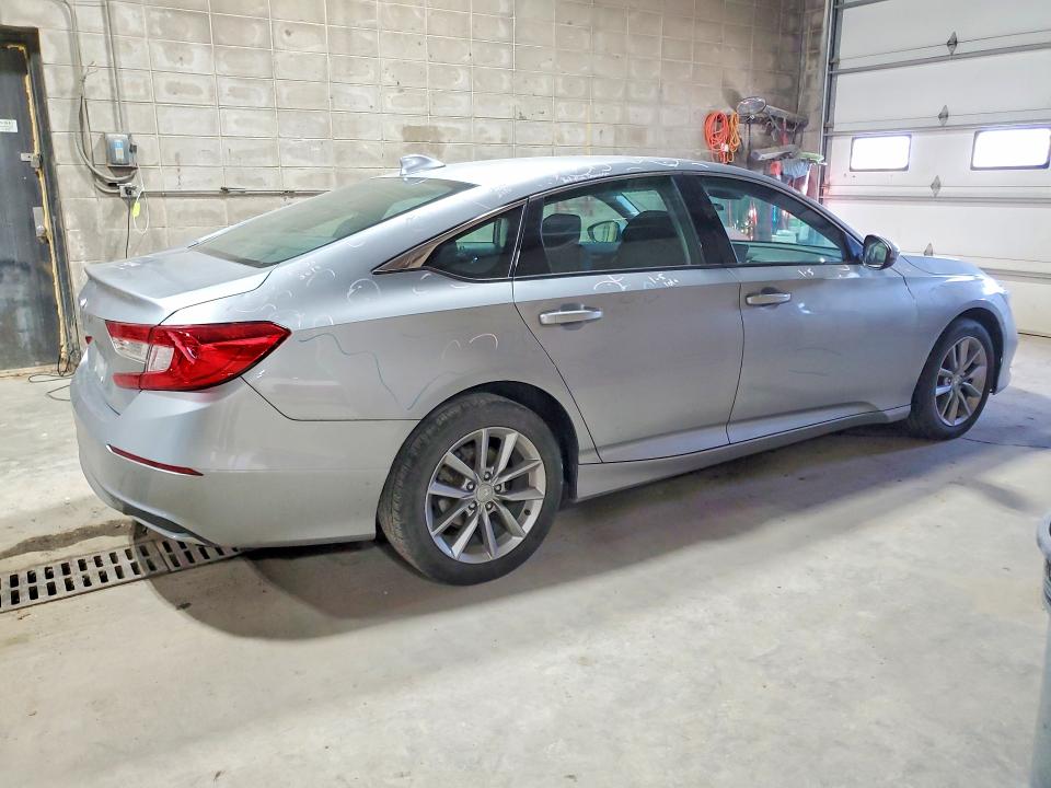 Продажа на аукционе авто 2022 Honda Accord, vin: 1HGCV1F19NA064996, номер лота: 68434906