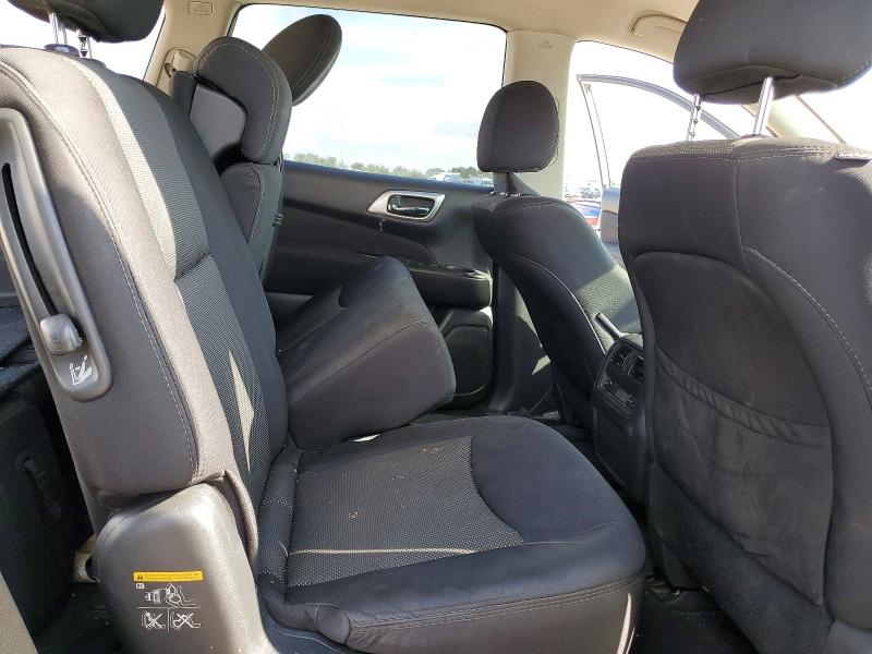 Продажа на аукционе авто 2017 Nissan Pathfinder, vin: 5N1DR2MN2HC681051, номер лота: 69296906