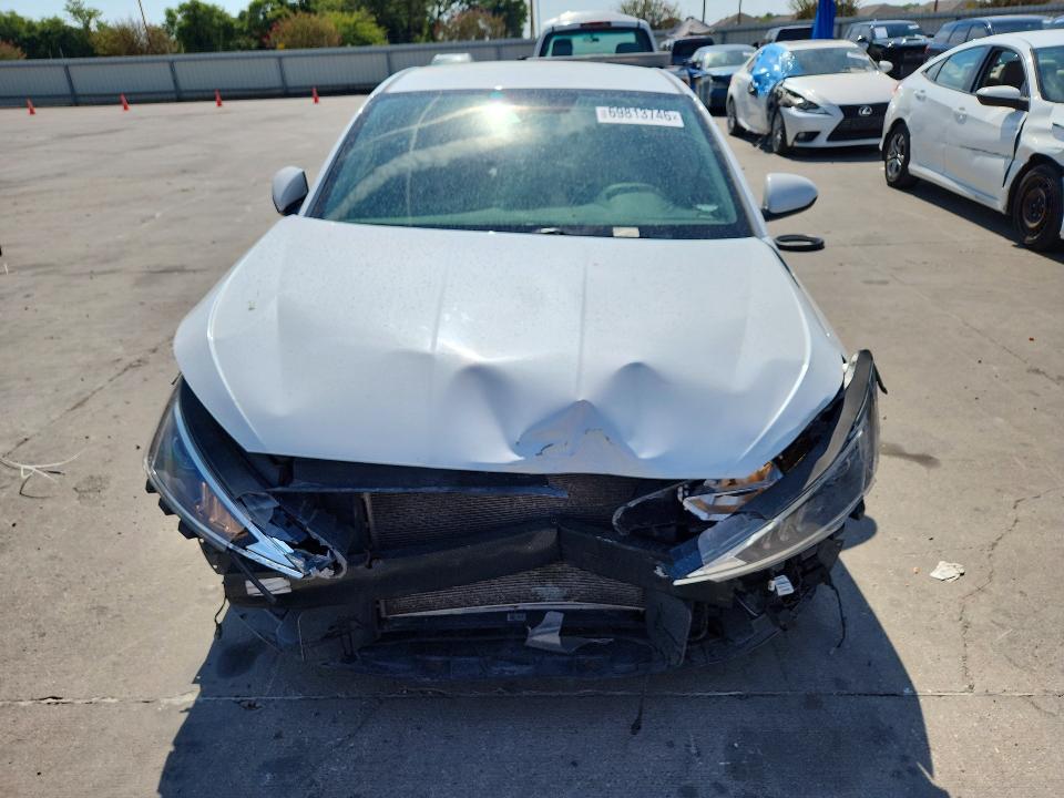 Продажа на аукционе авто 2020 Hyundai Elantra, vin: 5NPD74LF0LH610332, номер лота: 69813746
