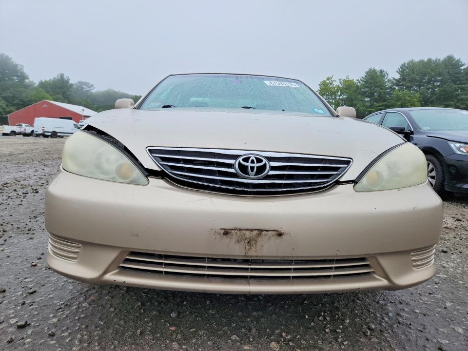 67503216 :رقم المزاد ، 4T1BE30K65U077190 vin ، 2005 Toyota Camry مزاد بيع