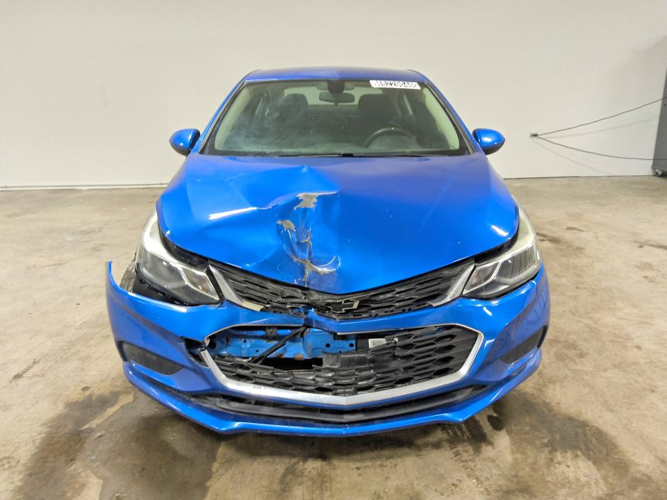 Продаж на аукціоні авто 2018 Chevrolet Cruze, vin: 1G1BE5SM2J7111741, номер лоту: 65229046
