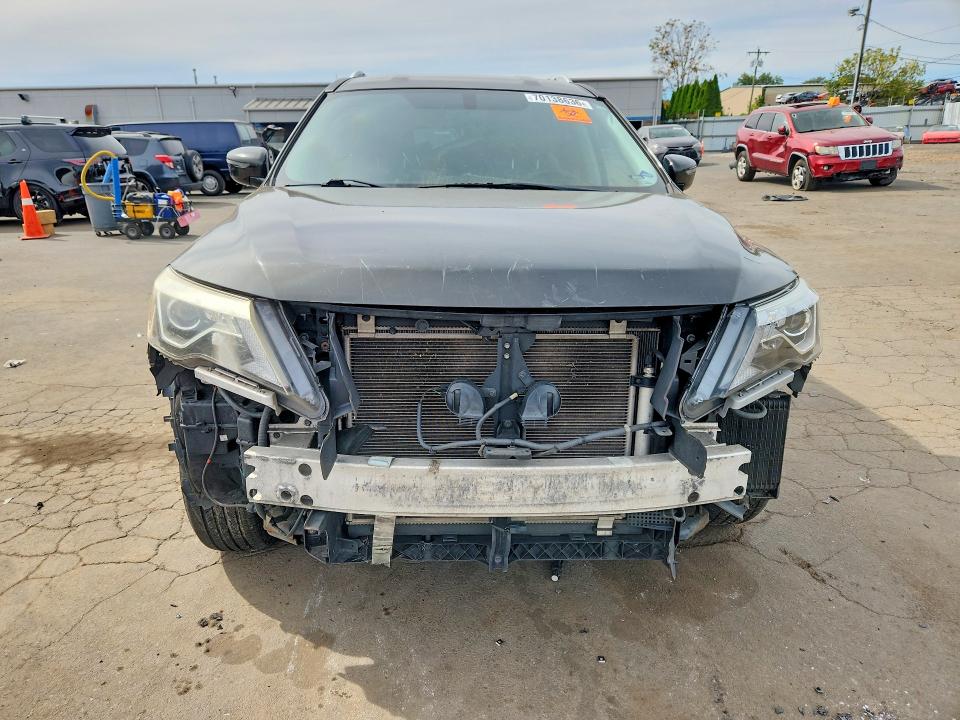Продаж на аукціоні авто 2017 Nissan Pathfinder, vin: 5N1DR2MMXHC646197, номер лоту: 70138636