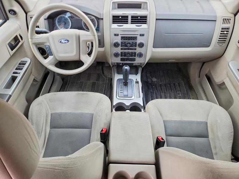 2008 Ford Escape მანქანა იყიდება აუქციონზე, vin: 1FMCU03138KA27422, აუქციონის ნომერი: 70730416