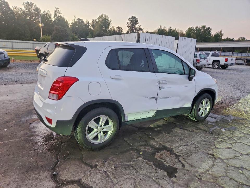 67475766 :رقم المزاد ، 3GNCJKSB4LL328055 vin ، 2020 Chevrolet Trax مزاد بيع