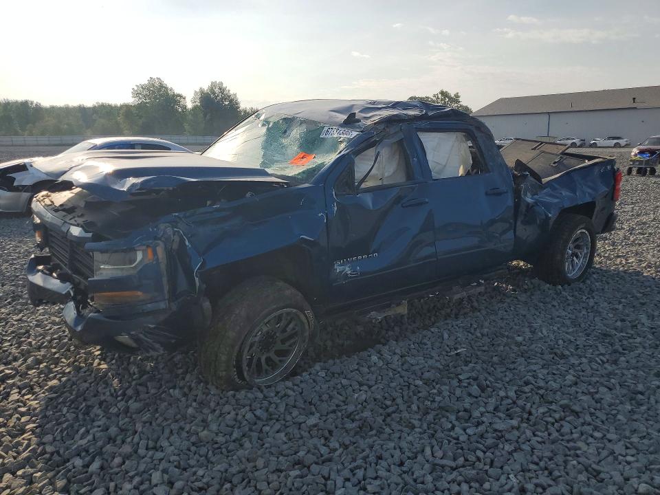 Auction sale of the 2018 Chevrolet Silverado, vin: 3GCUKREC3JG127311, lot number: 67331386