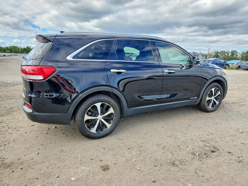 70727906 :رقم المزاد ، 5XYPHDA52HG276372 vin ، 2017 Kia Sorento مزاد بيع