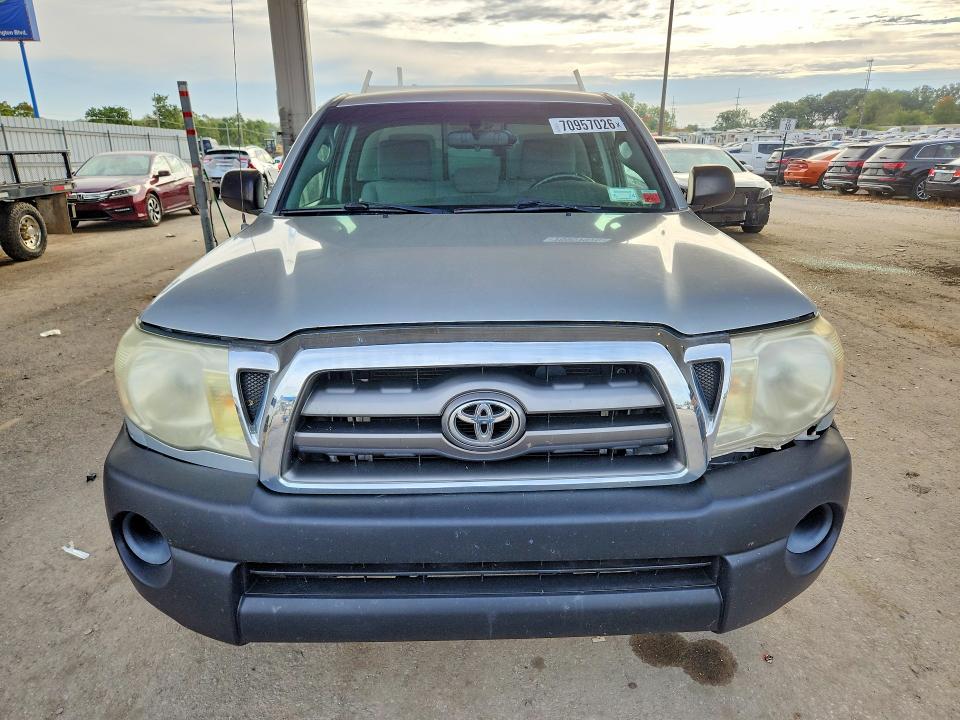 2009 Toyota Tacoma მანქანა იყიდება აუქციონზე, vin: 5TENX22N89Z642212, აუქციონის ნომერი: 70957026