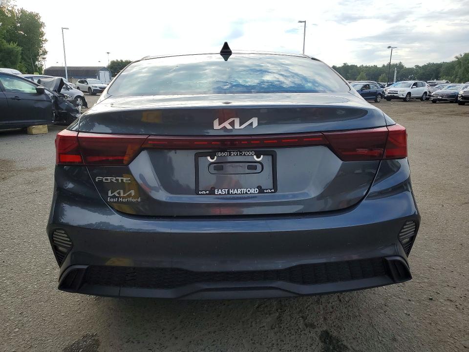 67923746 :رقم المزاد ، 3KPF24AD8RE830050 vin ، 2024 Kia Forte مزاد بيع