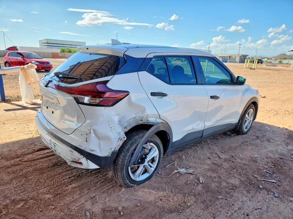 67406536 :رقم المزاد ، 3N1CP5BV4ML516551 vin ، 2021 Nissan Kicks مزاد بيع