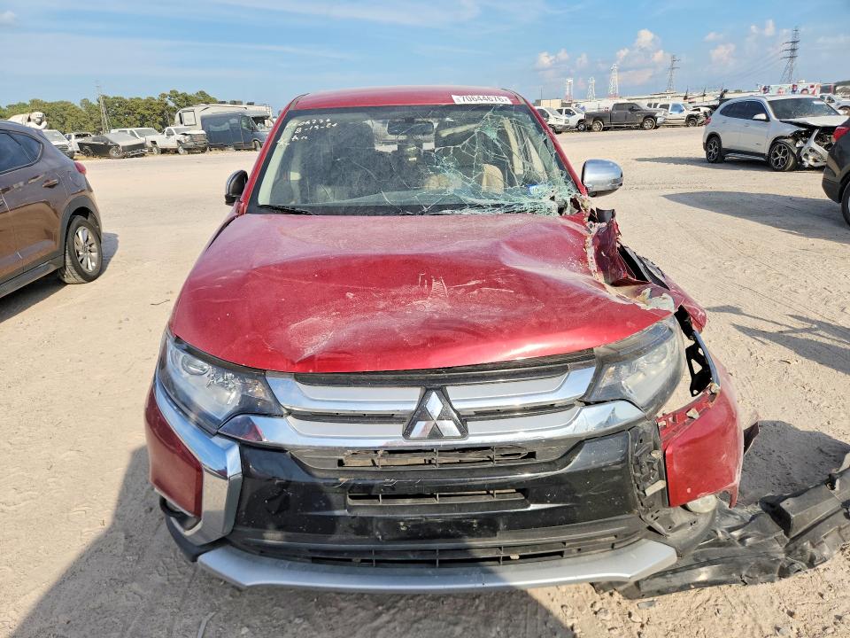 Продажа на аукционе авто 2018 Mitsubishi Outlander, vin: JA4AD3A38JZ060991, номер лота: 70644676
