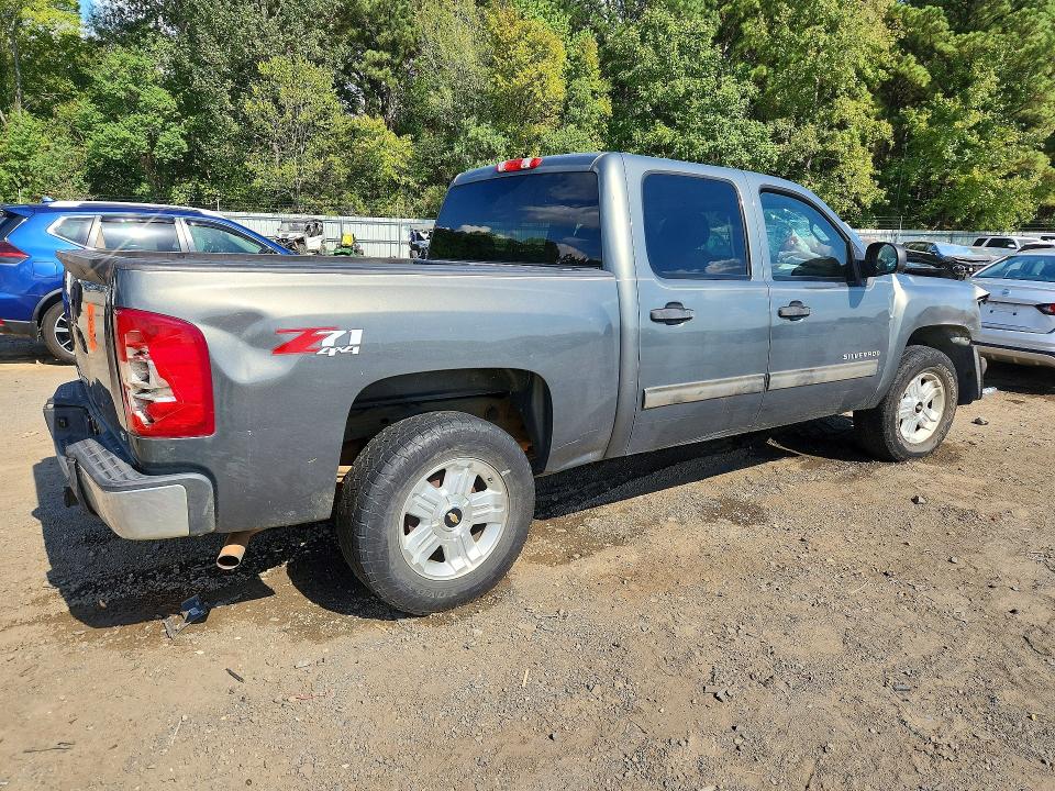 69763296 :رقم المزاد ، 3GCPKSE3XBG331657 vin ، 2011 Chevrolet Silverado مزاد بيع