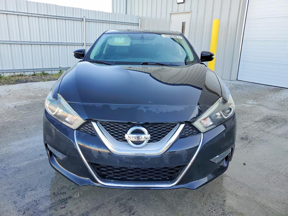 68916136 :رقم المزاد ، 1N4AA6AP5HC427657 vin ، 2017 Nissan Maxima مزاد بيع