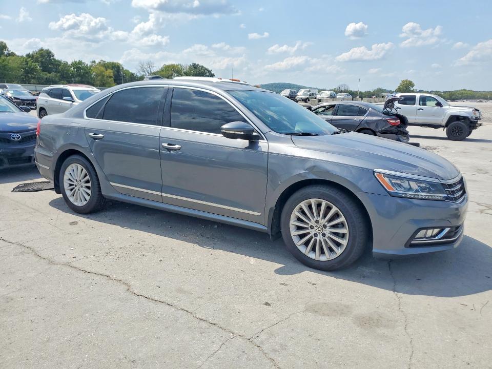 66952576 :رقم المزاد ، 1VWBS7A39GC055945 vin ، 2016 Volkswagen Passat مزاد بيع