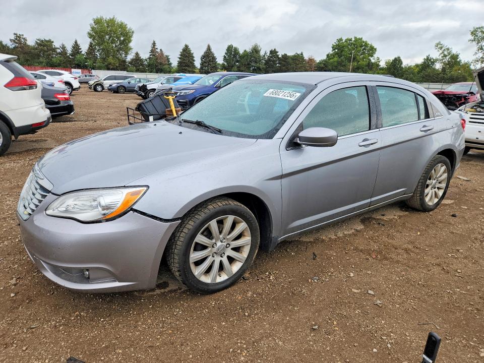 Продажа на аукционе авто 2014 Chrysler 200, vin: 1C3CCBBG1EN144794, номер лота: 68021256