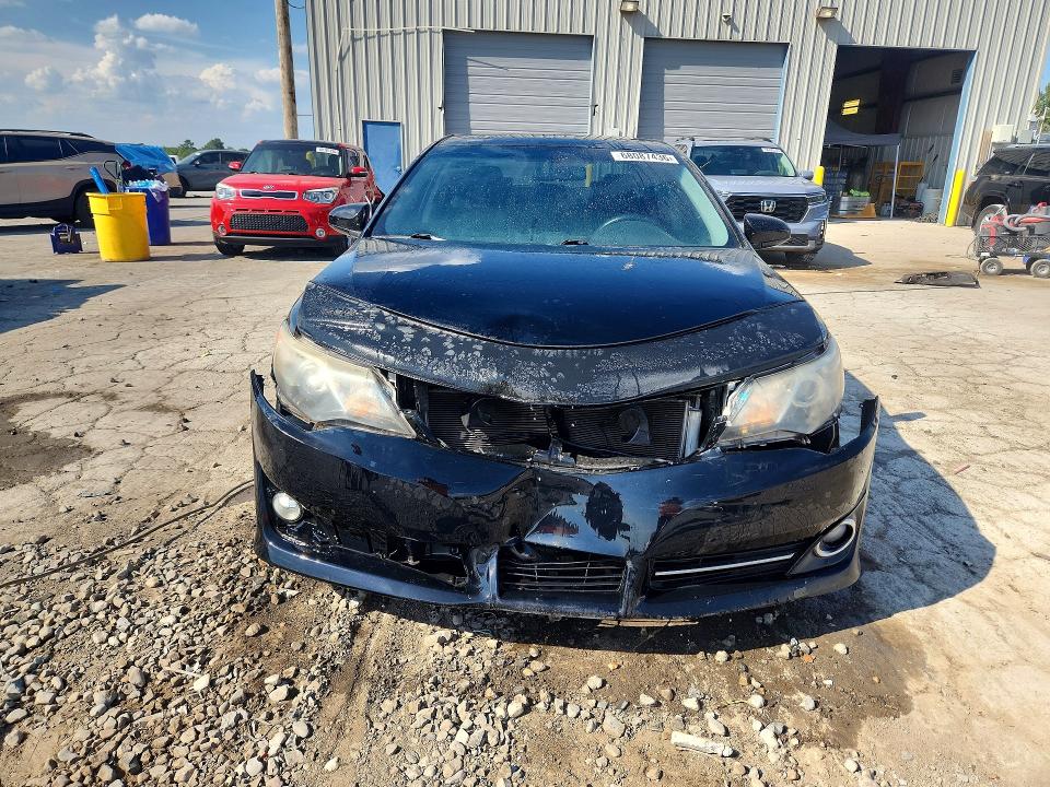 68087436 :رقم المزاد ، 4T1BF1FK8EU354494 vin ، 2014 Toyota Camry مزاد بيع