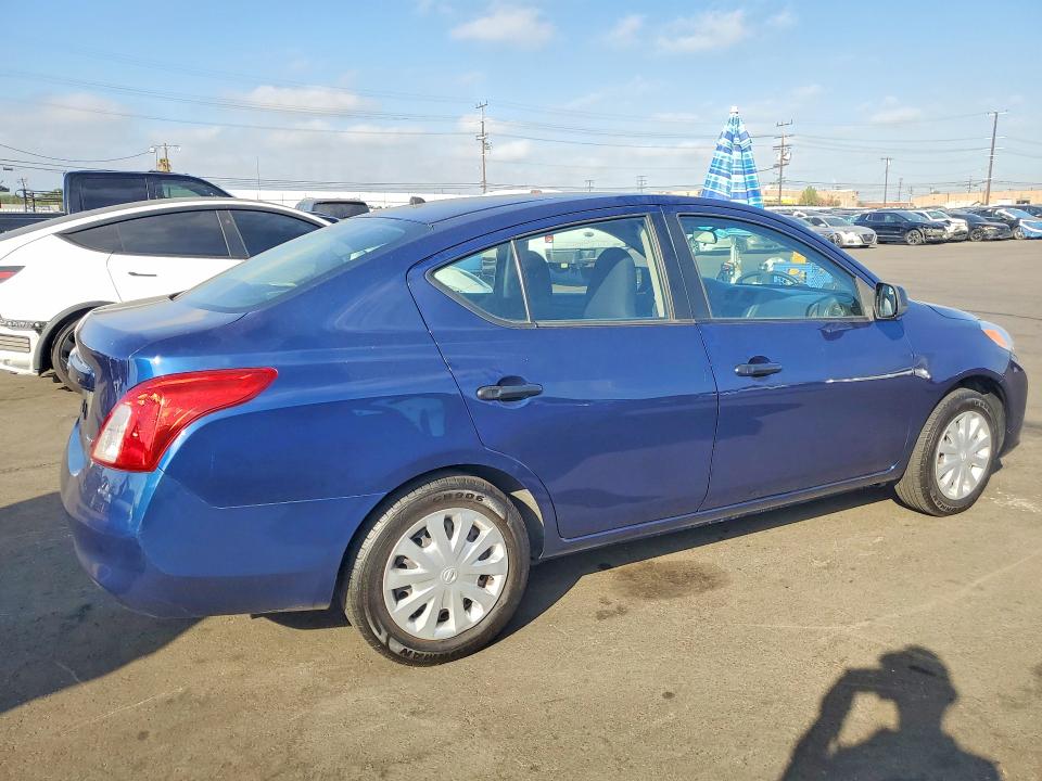 2012 Nissan Versa მანქანა იყიდება აუქციონზე, vin: 3N1CN7AP7CL807533, აუქციონის ნომერი: 67361296