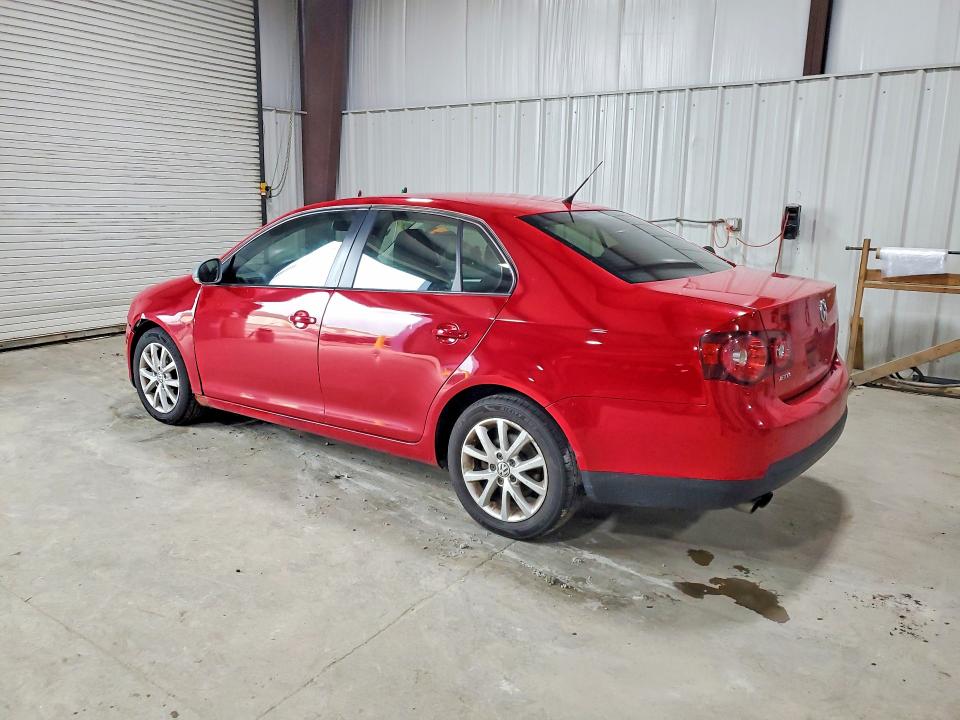 69352496 :رقم المزاد ، 3VWAX7AJ8AM112296 vin ، 2010 Volkswagen Jetta مزاد بيع