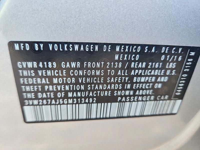 70533226 :رقم المزاد ، 3VW267AJ5GM313492 vin ، 2016 Volkswagen Jetta مزاد بيع