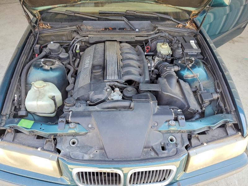 65984456 :رقم المزاد ، WBABJ7328WEA15790 vin ، 1998 Bmw 323 مزاد بيع