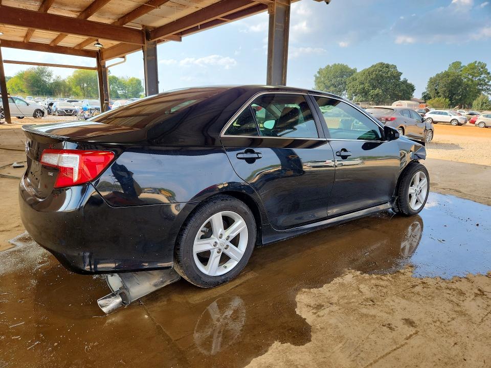 68708846 :رقم المزاد ، 4T1BF1FK4EU391008 vin ، 2014 Toyota Camry مزاد بيع