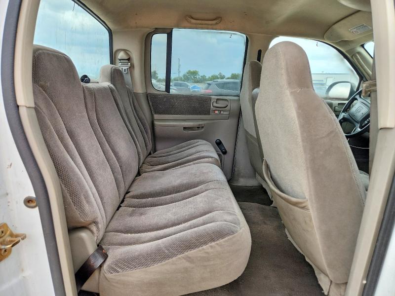 68891966 :رقم المزاد ، 1B7HG38N72S659166 vin ، 2002 Dodge Dakota مزاد بيع