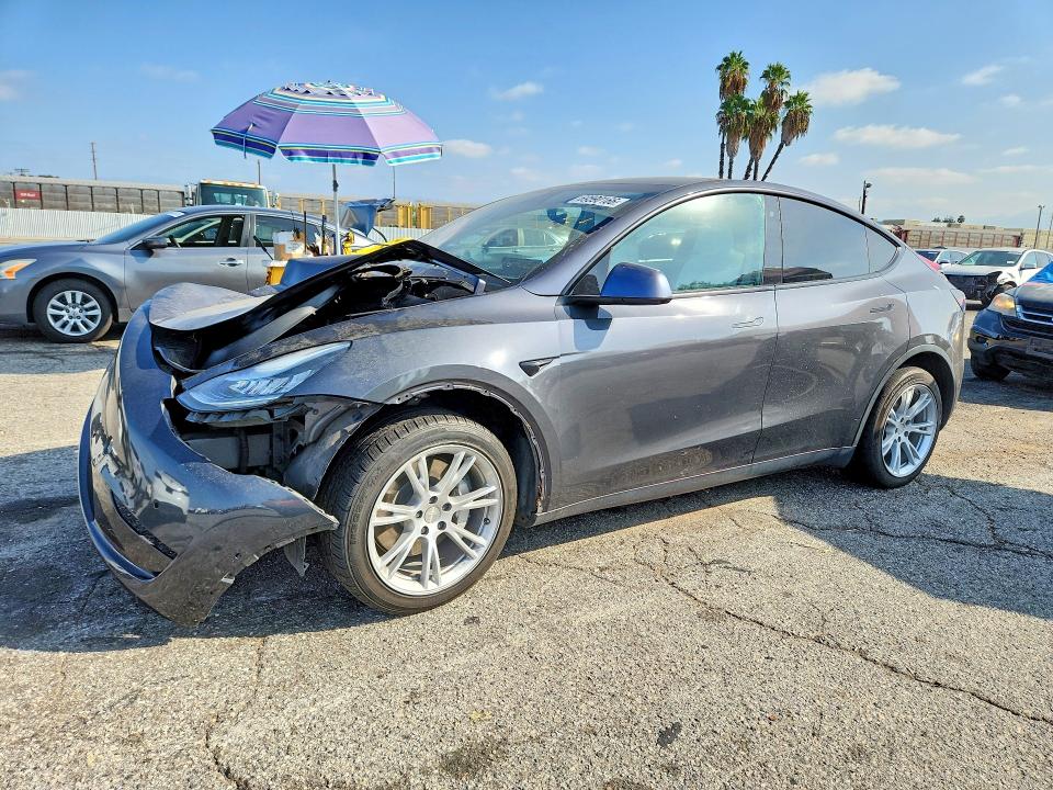 2020 Tesla Model Y მანქანა იყიდება აუქციონზე, vin: 5YJYGDEE9LF021977, აუქციონის ნომერი: 69590166